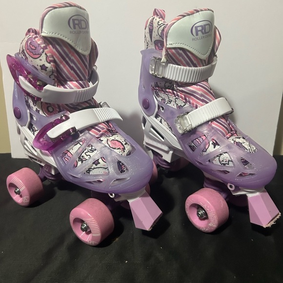 Purple Kids Roller Skates - Picture 2 of 6